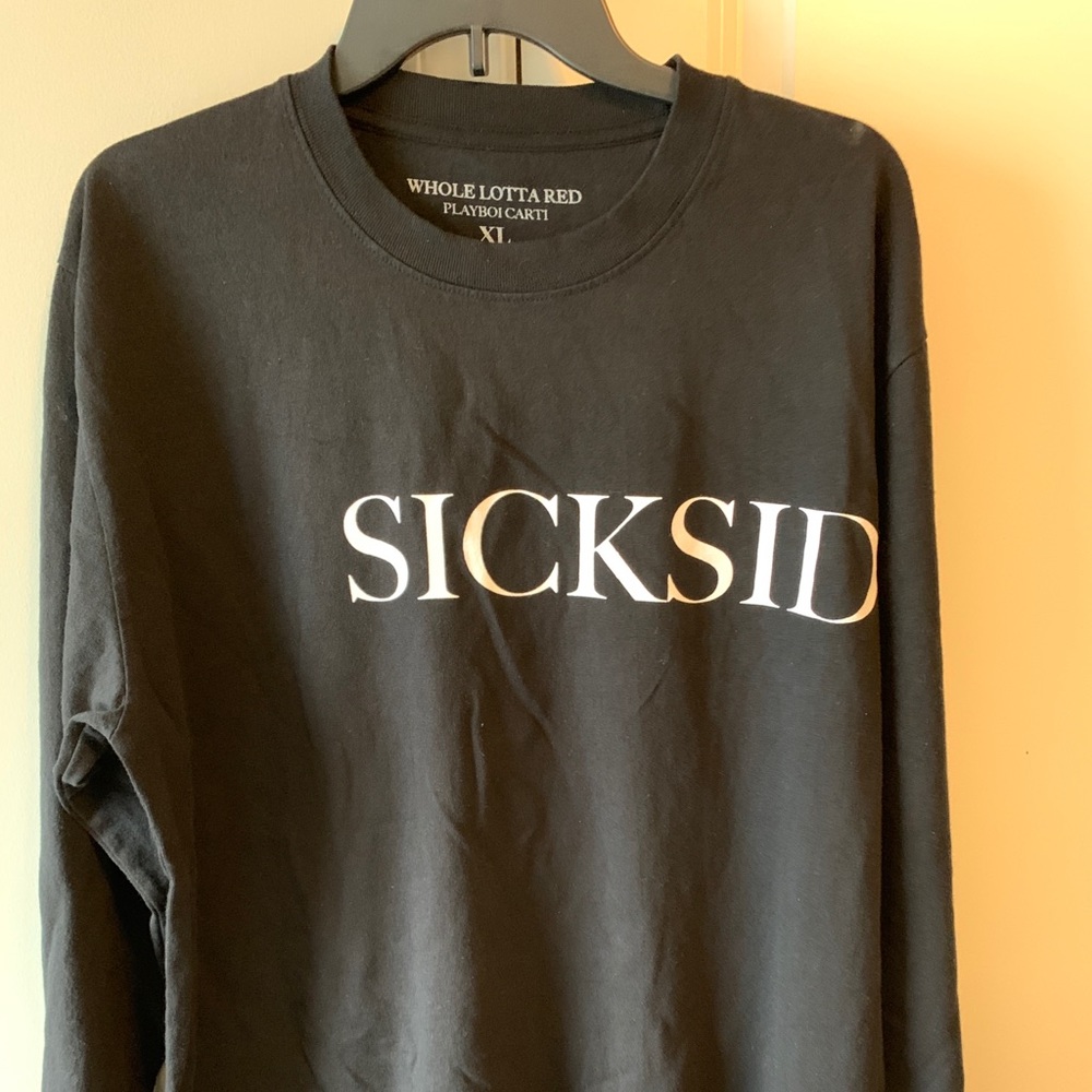 PLAYBOI CARTI “WHOLE LOTTA RED” LONG SLEEVE TEE.